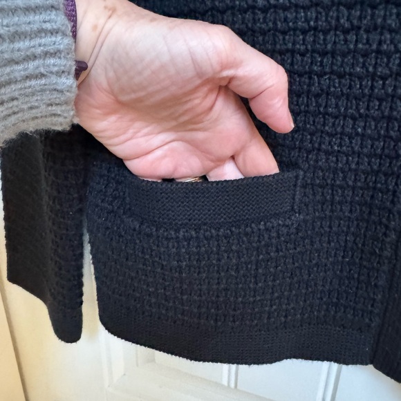 Uniqlo Black Cotton Blend Structured Chunky Knit Crewneck Cardigan. XL - Picture 3 of 5